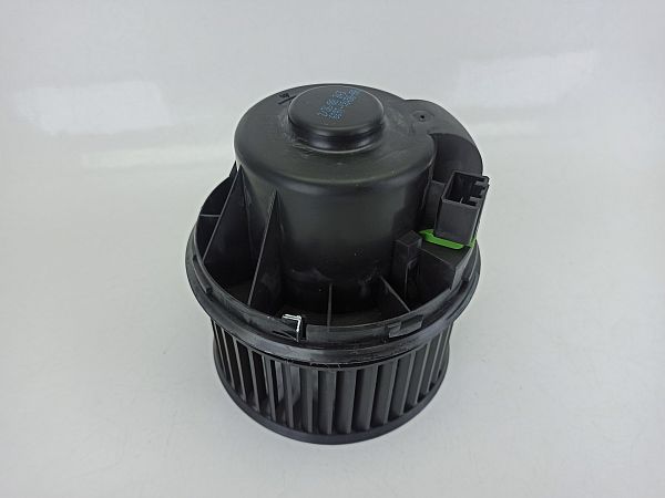 Heater blower fan relay