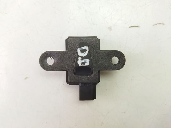 Airbag deployment crash sensor