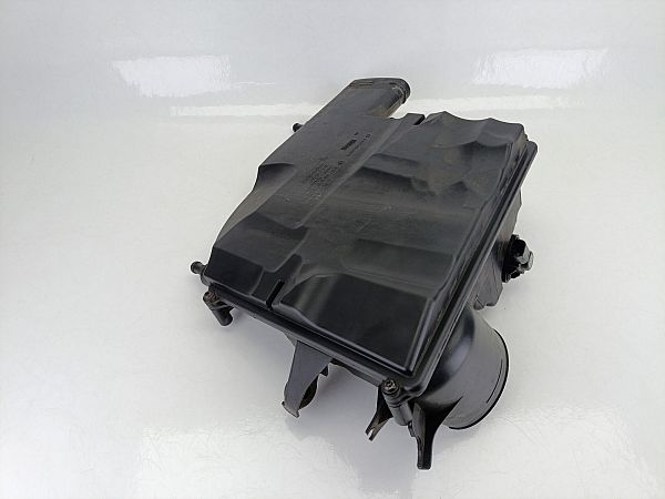 Air filter box