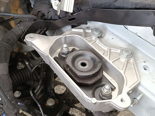 Motorhalter / Motorträger RENAULT CAPTUR II