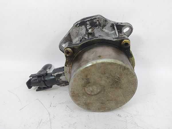 Vacuum pump