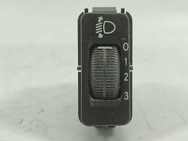 Bouton commande réglage hauteur de phares