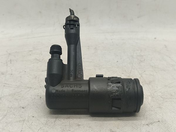 Clutch slave cylinder