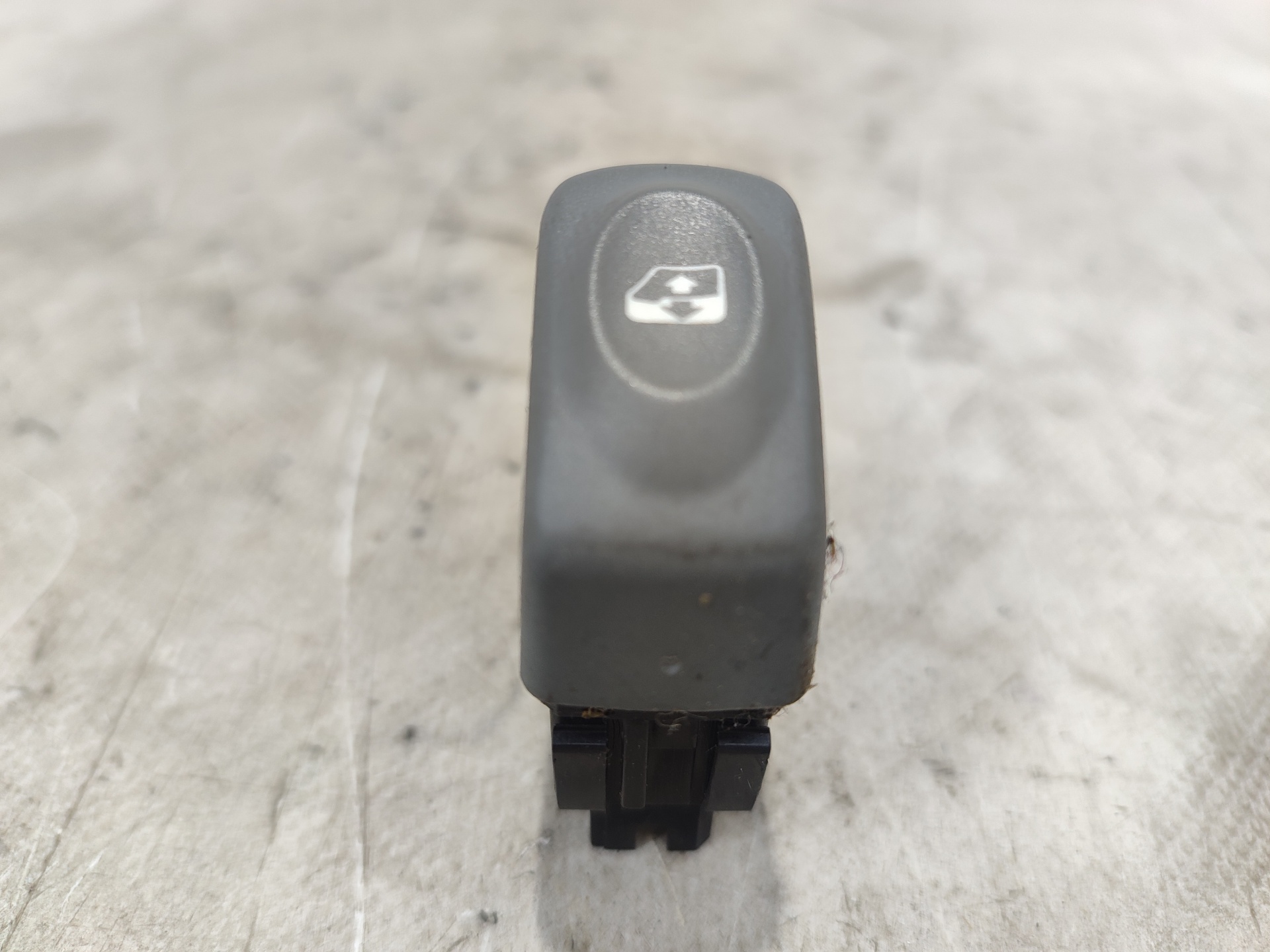 Fensterheberschalter RENAULT TWINGO I Box (S06_)