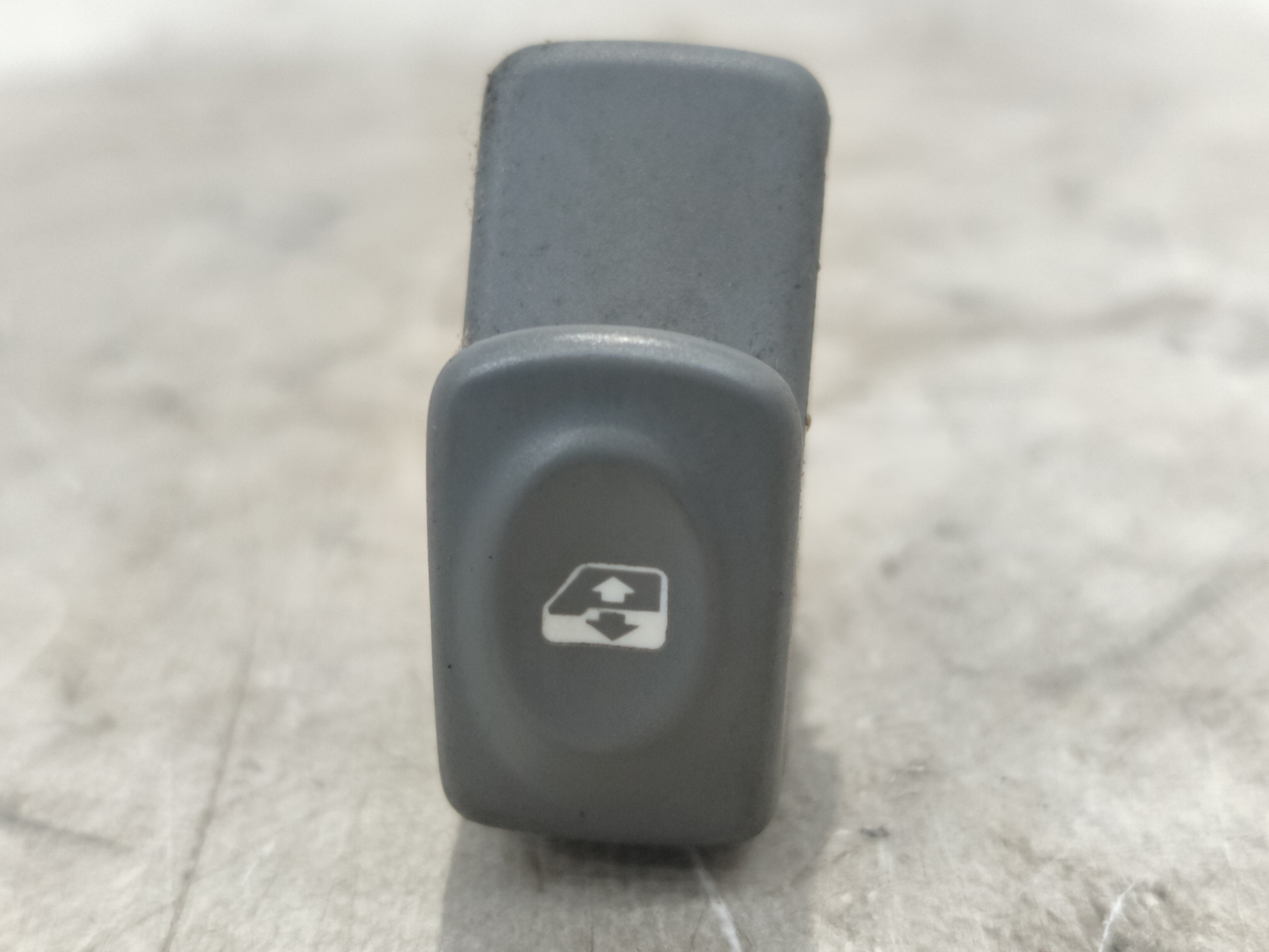 Fensterheberschalter RENAULT TWINGO I Box (S06_)