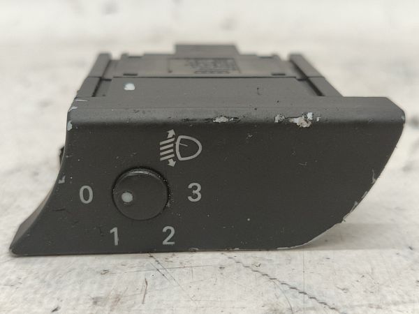 Headlight level height control switch