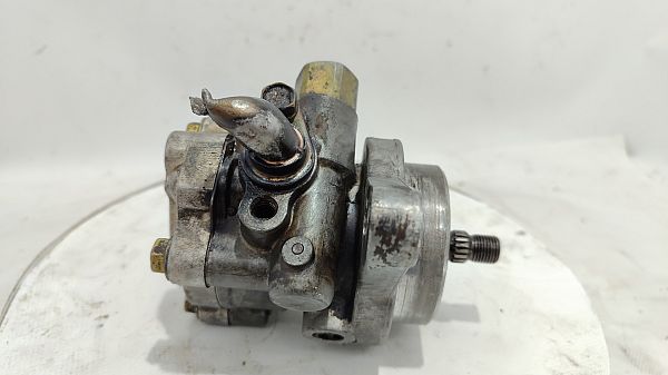 Servopumpe NISSAN PRIMERA (P12)