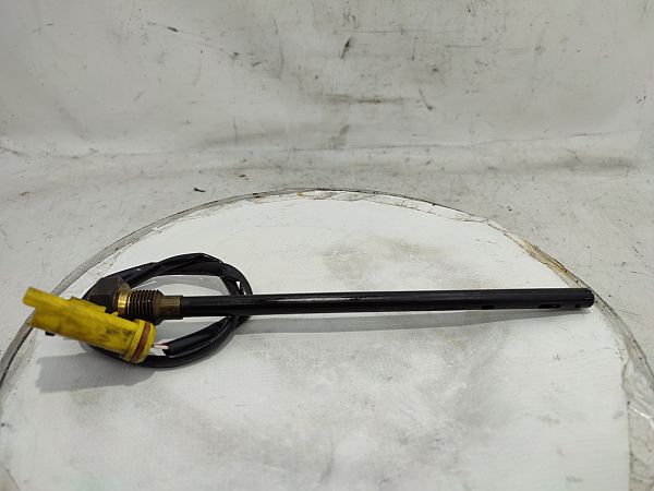 Oil level sensor