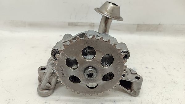 Oil pump
