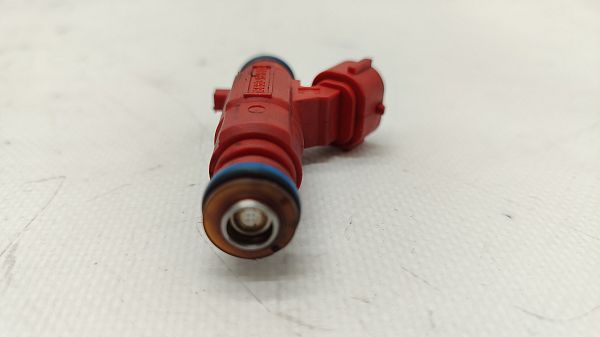 Fuel injector