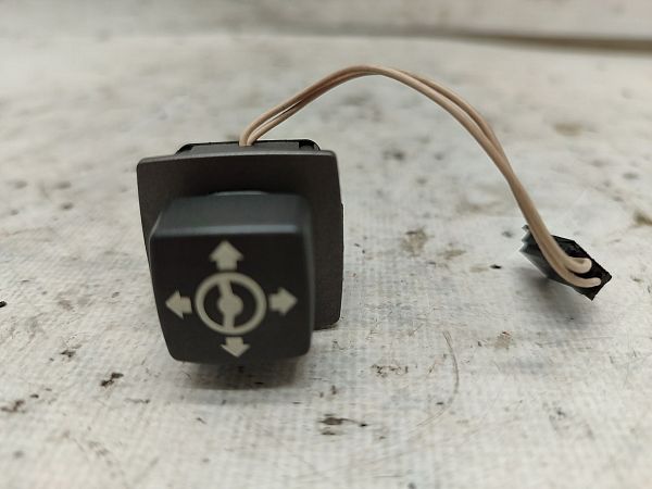 Steering wheel adjustment switch