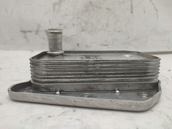 Engine oil radiator