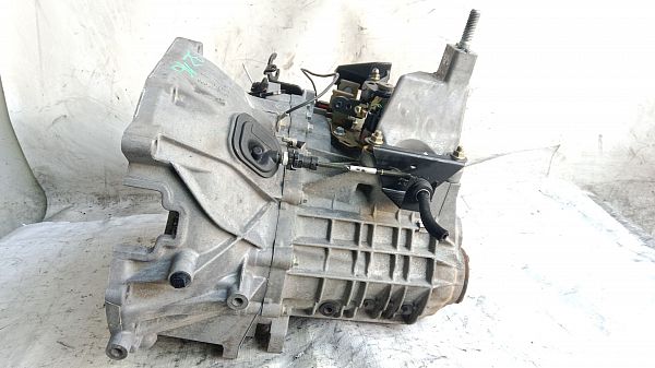 Manualna skrzynia biegów FORD MONDEO Mk III Saloon (B4Y)