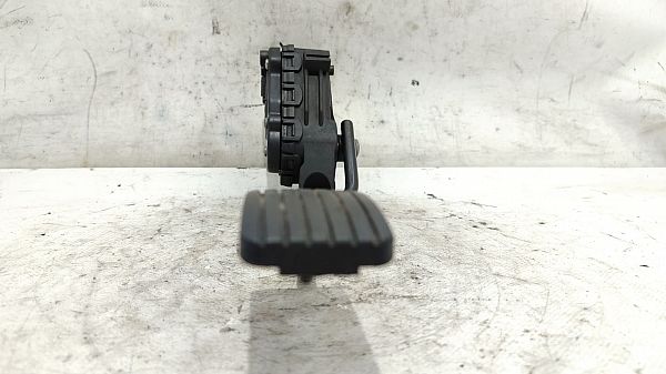 Accelerator pedal