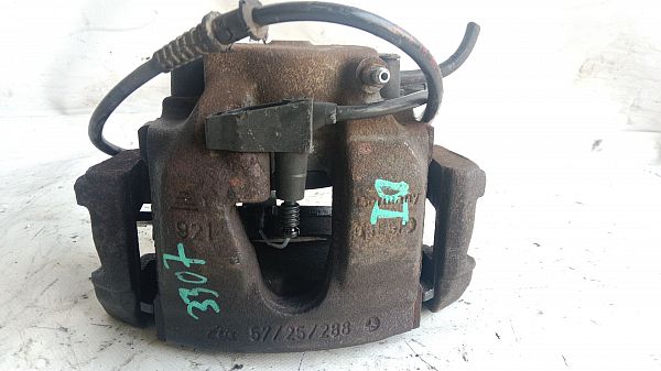 Brake caliper - front left MERCEDES-BENZ E-CLASS (W210)