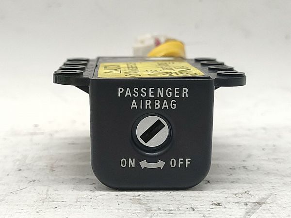 Passenger airbag on off switch