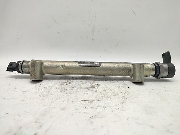 Fuel main line pipe