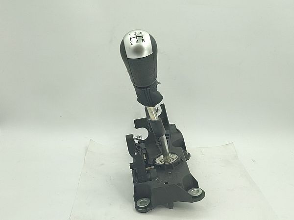Gear shift rod