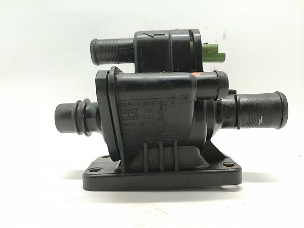 Thermostat housing