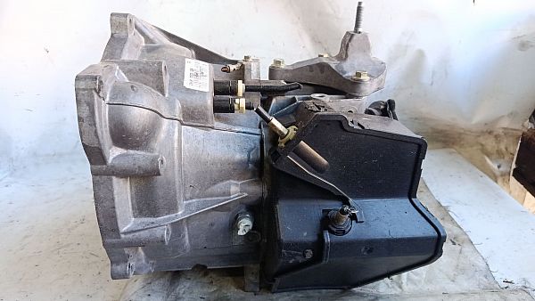 Manualna skrzynia biegów FORD FUSION (JU_)