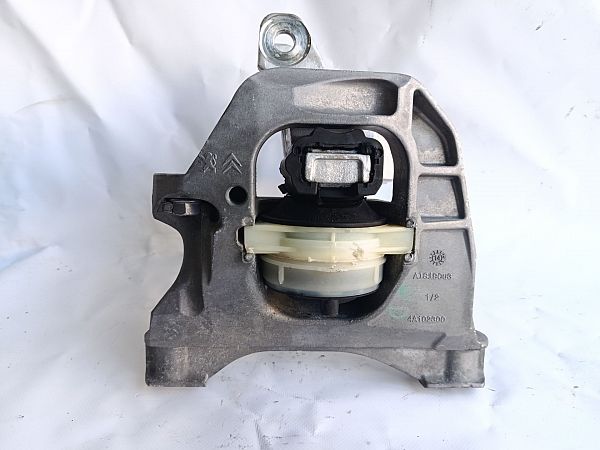 Soupape à dépression du support moteur