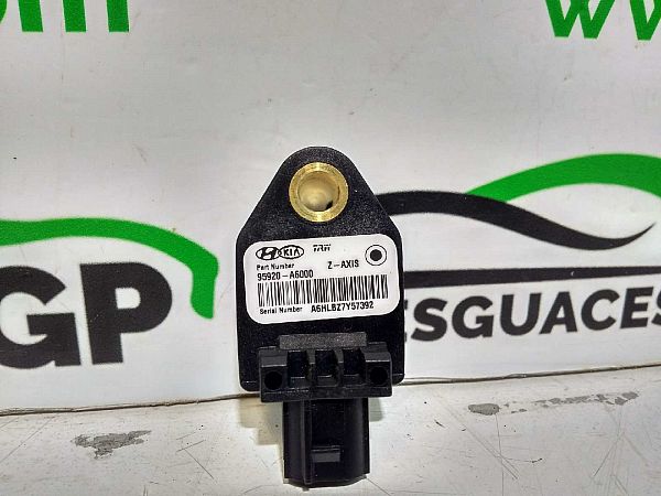 Capteur collision impact deploiement airbag