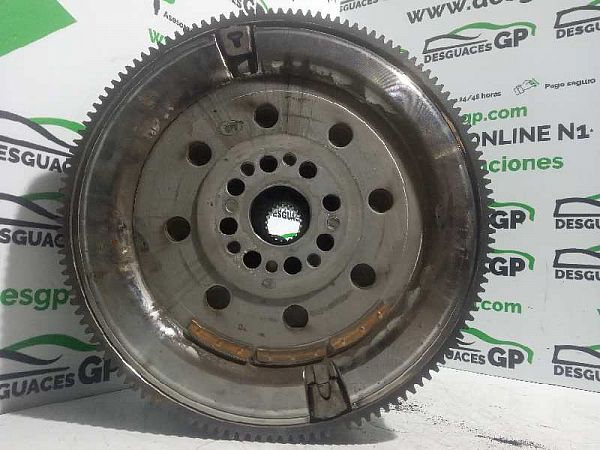 Kupplung kpl. TOYOTA AURIS (_E18_)