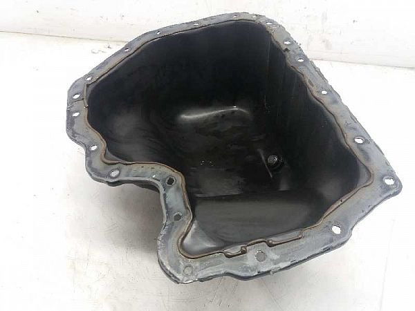 Oil pan