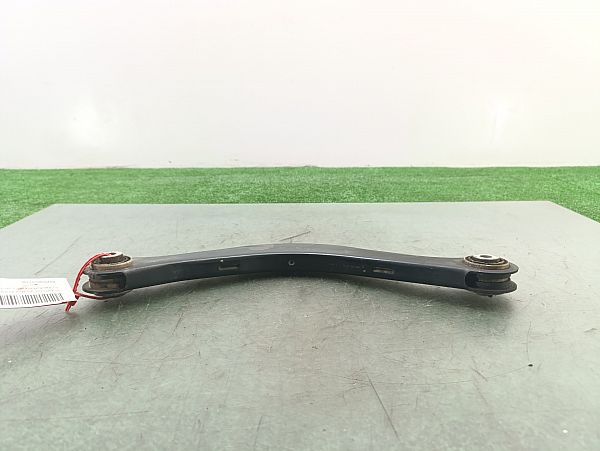 Tragarm hinten AUDI A4 B9 (8W2, 8WC)