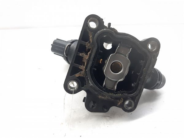 Thermostat housing