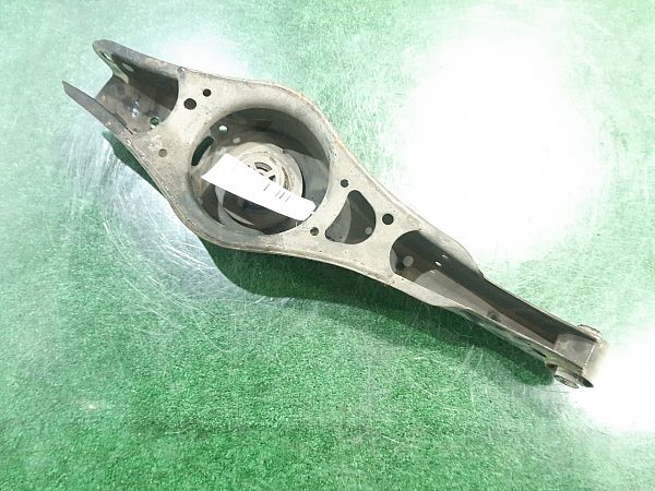 Tragarm hinten VW PASSAT B6 (3C2)