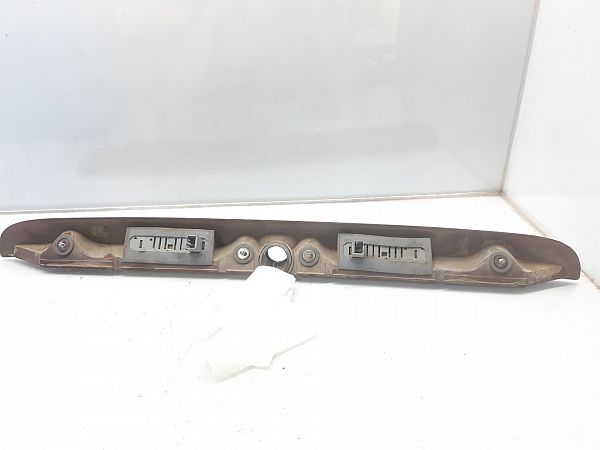 License plate light bar