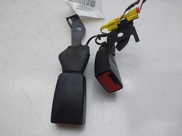 Seatbelt buckle