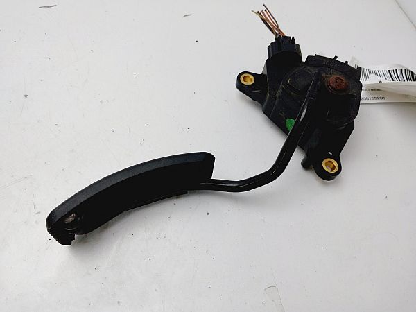 Accelerator pedal