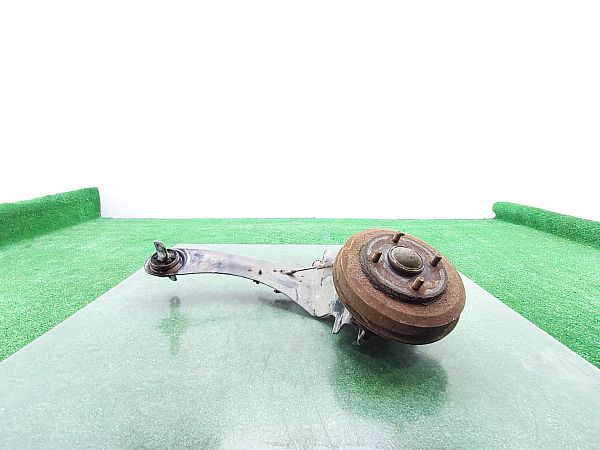 Radnabe hinten FORD FOCUS Saloon (DFW)