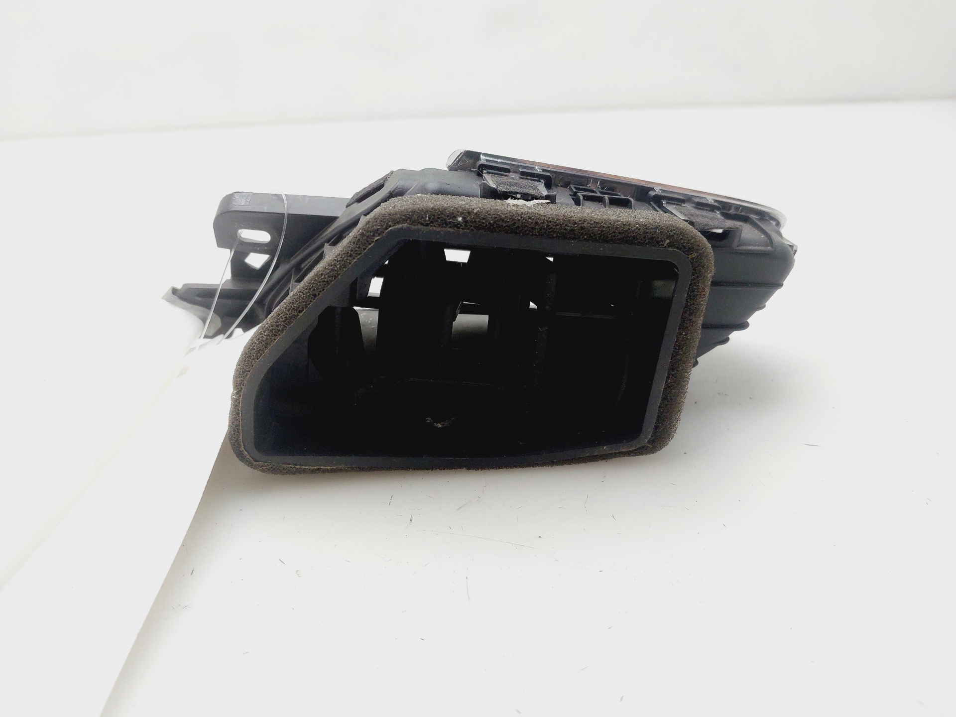 MOKA Opel MOKKA / MOKKA X (J13) Thermostat casing 42524488