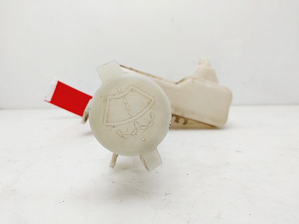 Wischwaschbehälter MAZDA 323 F Mk V (BA)