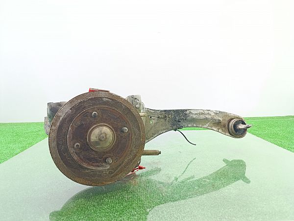 Radnabe hinten FORD FOCUS Saloon (DFW)