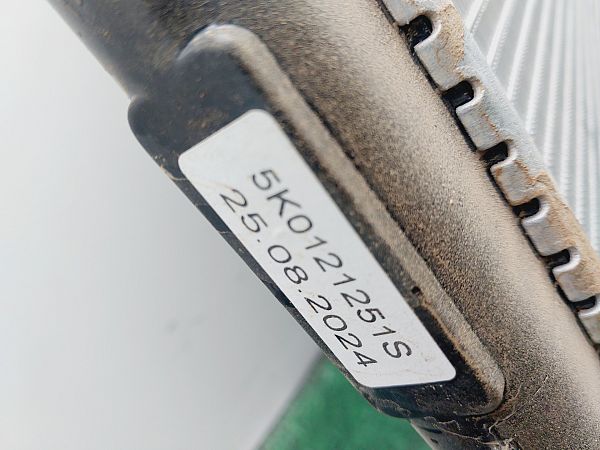Coolant radiator
