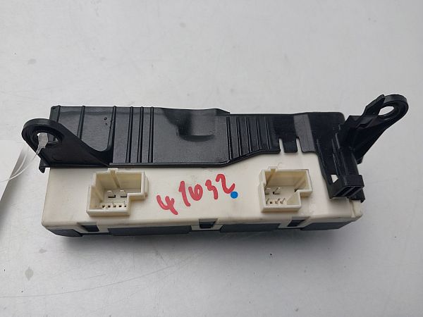 Unité commande module hayon