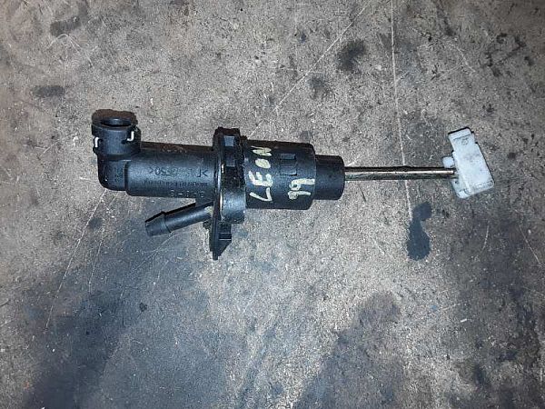 Clutch master cylinder
