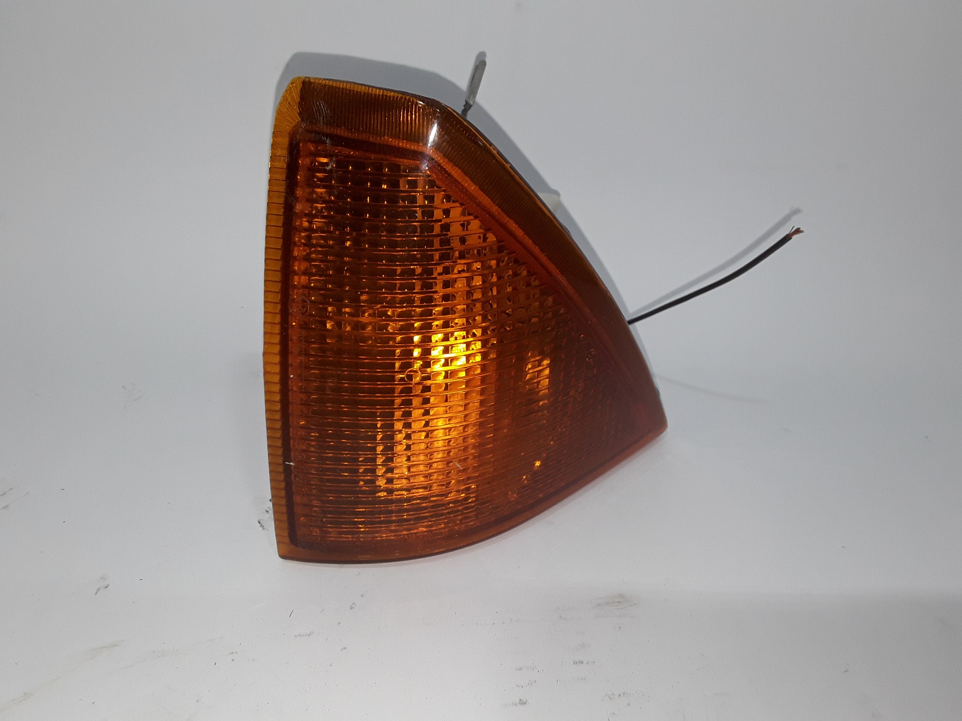 Blinker vorn ALFA ROMEO 75 (162_)