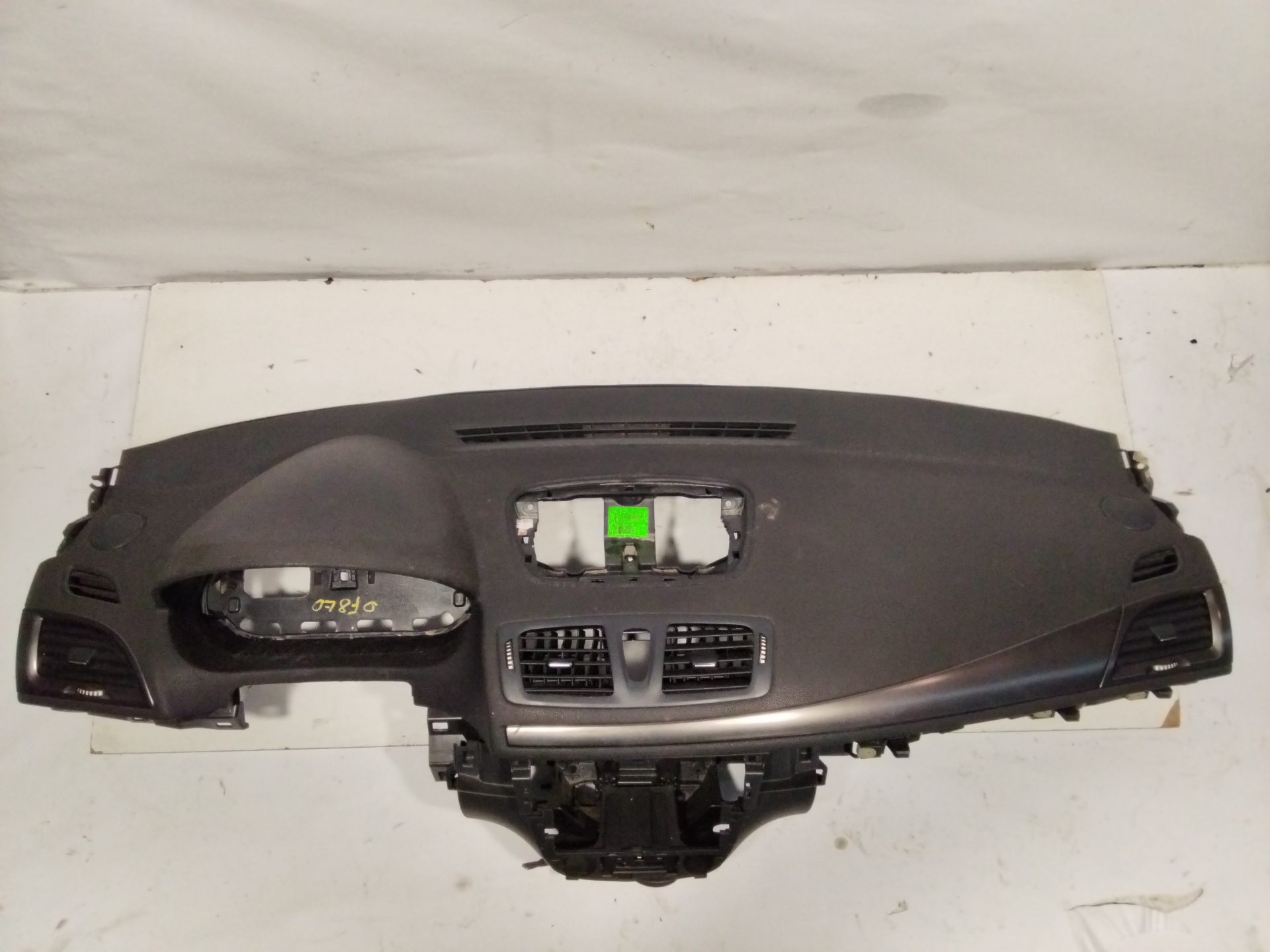 Renault Megane - Dashboard Megane | Autoparts24