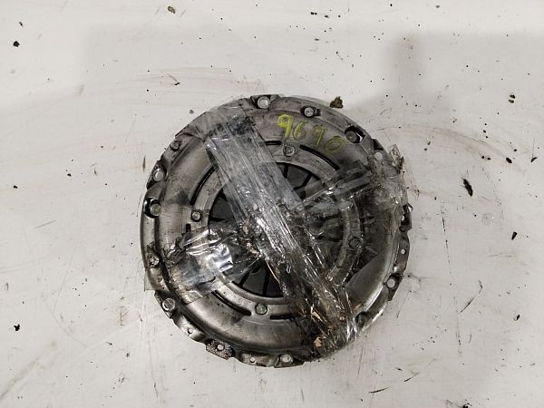 Kupplung kpl. RENAULT MEGANE III Hatchback (BZ0/1_, B3_)