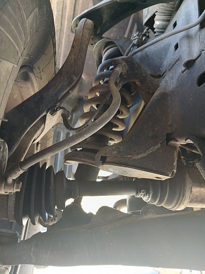 Federbein vorn NISSAN NAVARA NP300 (D40)