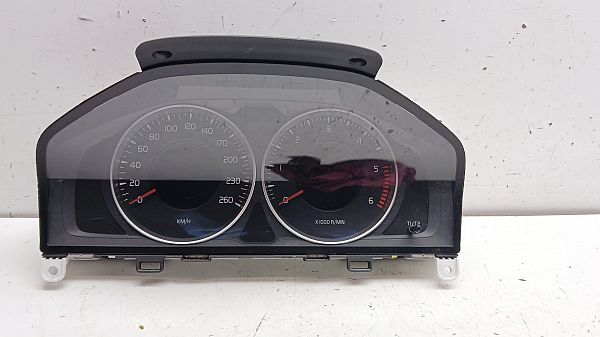 Instrument cluster VOLVO V60 I (155)