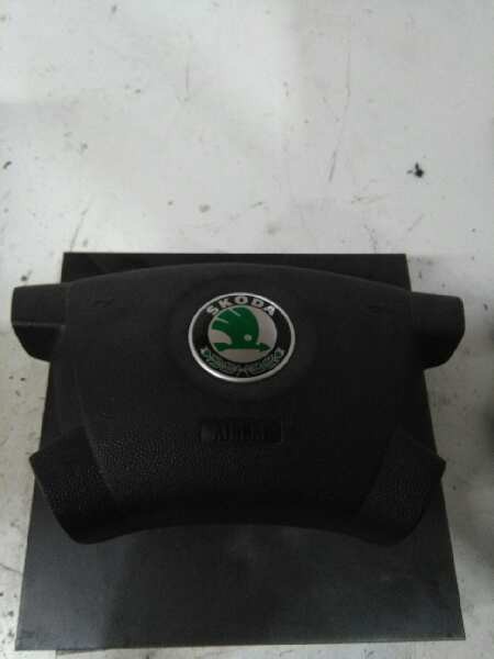 Steering wheel airbag