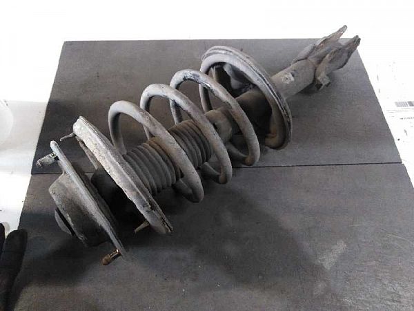 Federbein vorn HYUNDAI COUPE (RD)