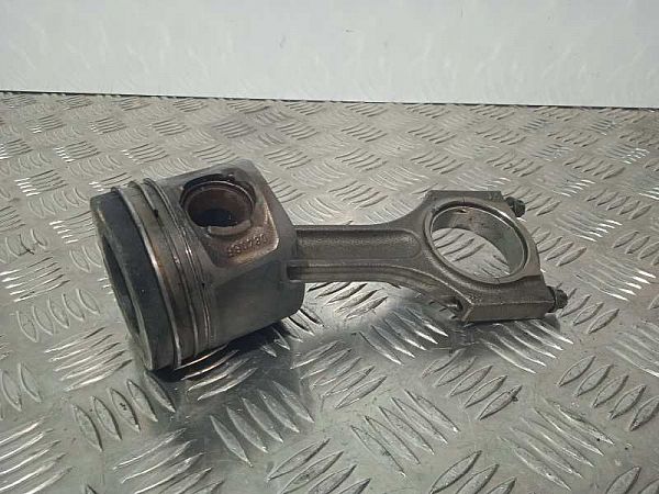 Engine piston