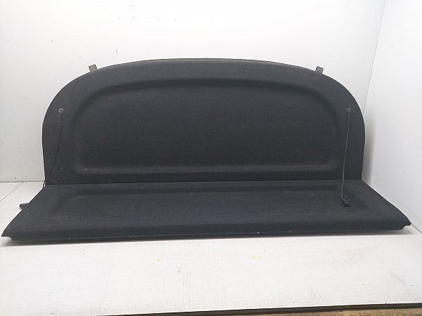Parcel shelf